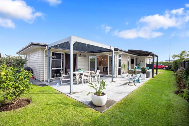 77 Sandhurst Drive_4