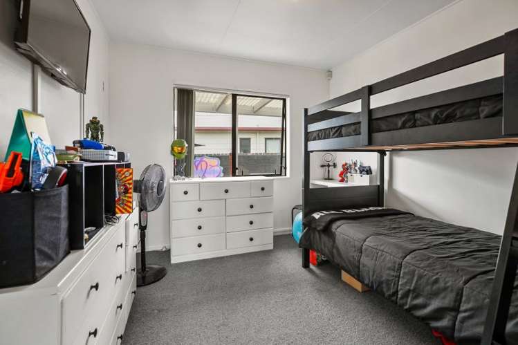 12 Kentucky Crescent Nawton_19