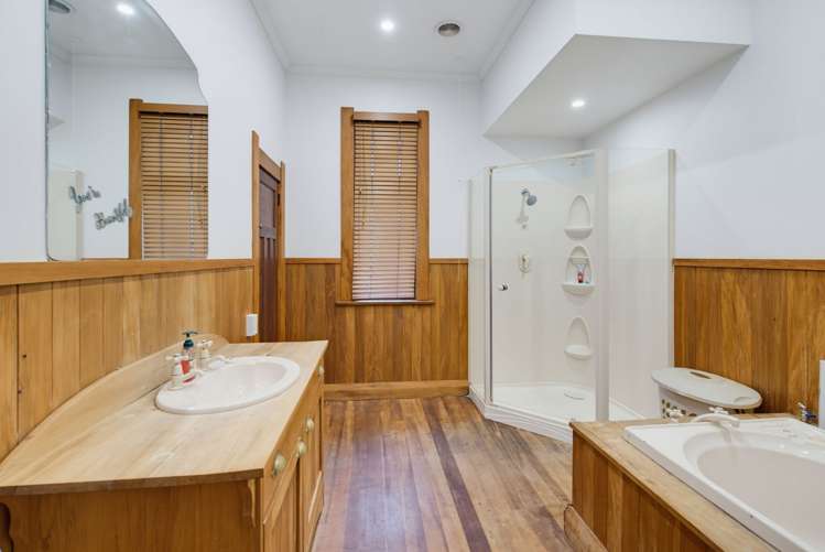 30 McCaughan Street Browns_12