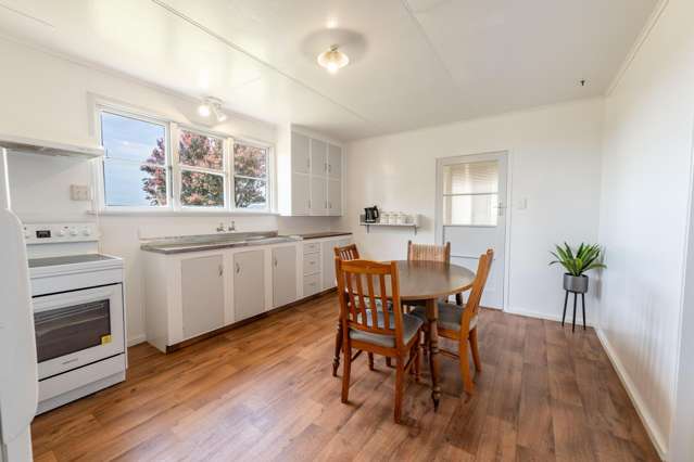 579 Waimea Valley Road Mandeville_1