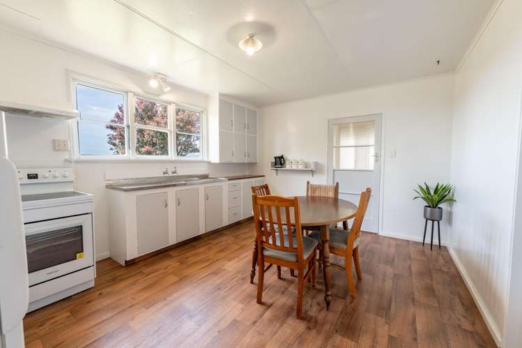 579 Waimea Valley Road Mandeville_1