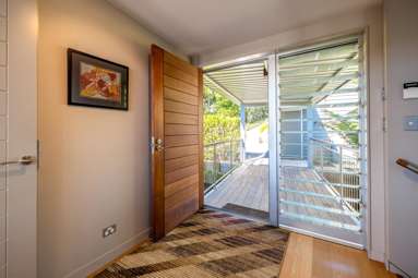 19 Victoria Road South_3