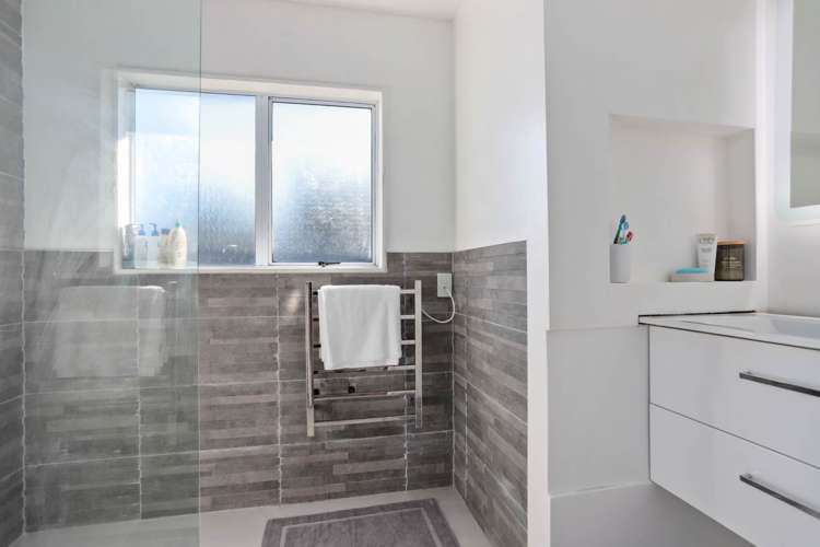 57 Chislehurst Street Henderson_14