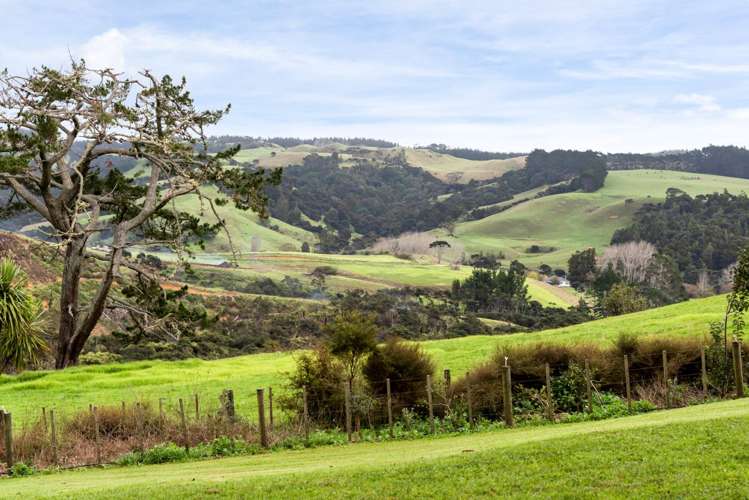 199 Mcpike Road Waimauku_7