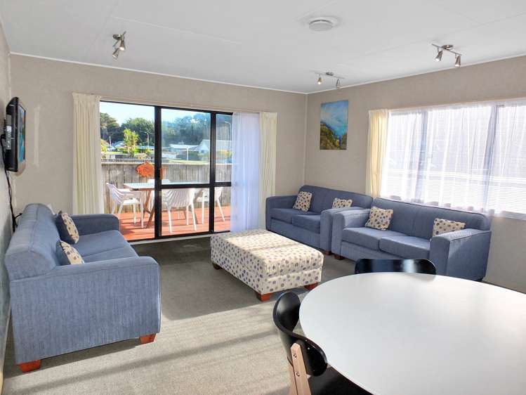 16 Cousins Avenue East Foxton Beach_9