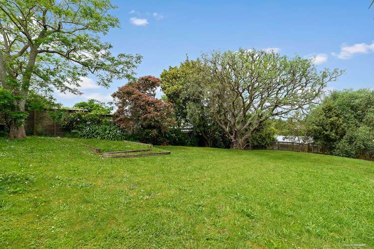 24 Teal Crescent Beach Haven_3