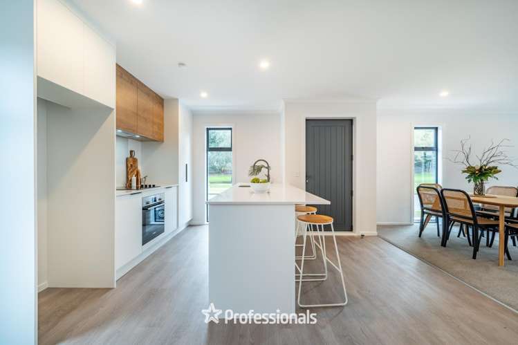 994-996 Taita Drive_5