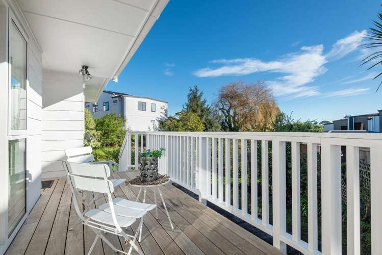 8 Silver Birch Rise Henderson_9