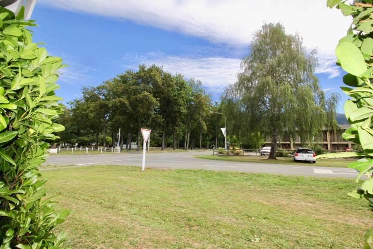 1 Leamington Street Hanmer Springs_23