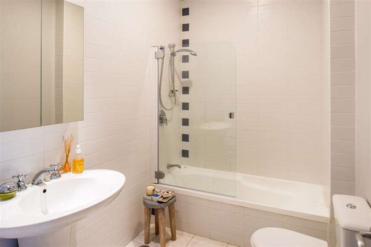 508/107 Thorndon Quay Pipitea_9