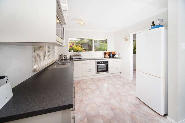 270 Rangatira Road Beach Haven_10