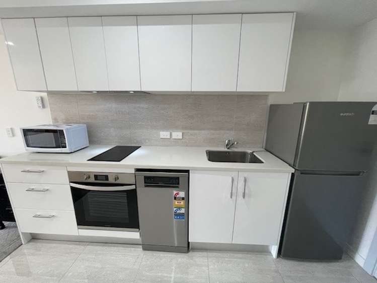 G7 8 Gray Avenue 2371_8