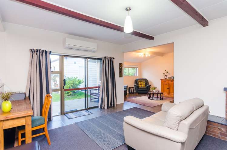 32 Victoria Street Carterton_8