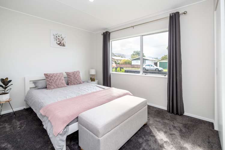 70 Woodward Street Featherston_11