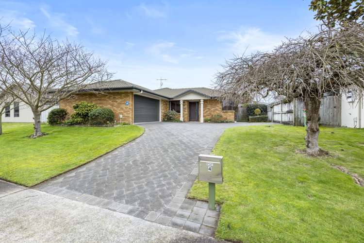 4 Lavenham Place Rototuna North_13