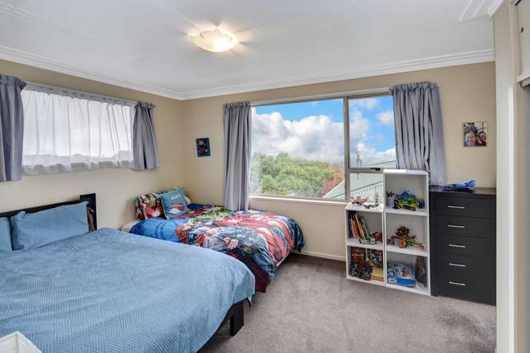 2 Moodie Street Shiel Hill_13