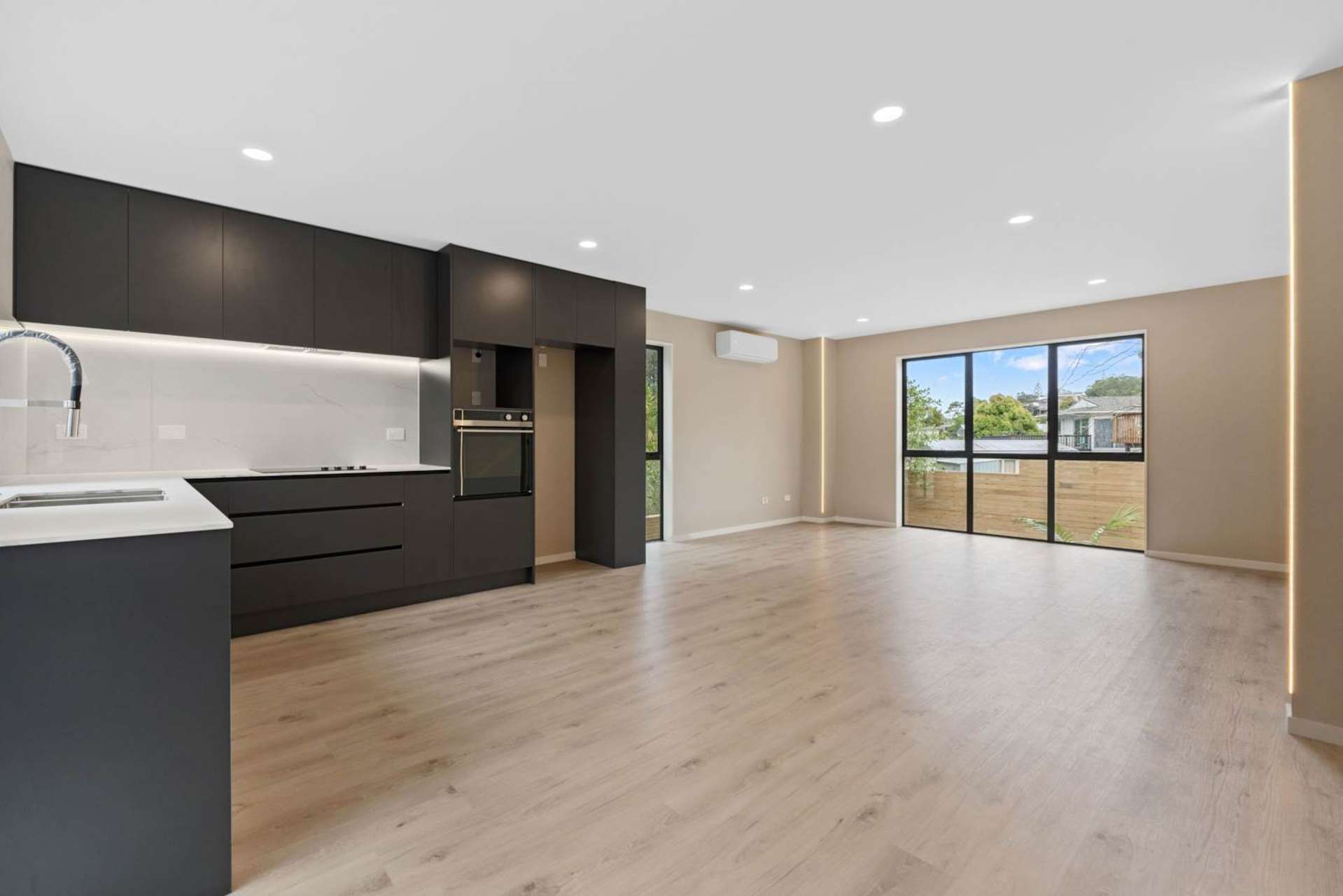 25D Lavery Place Sunnynook_0