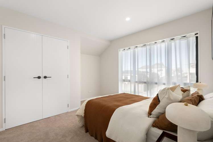 2A Knights Close Rothesay Bay_14