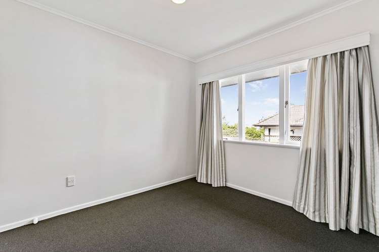 2/42A Clonbern Road Remuera_7