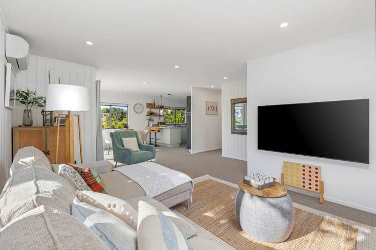 2/65 Charlotte Street Stanmore Bay_8