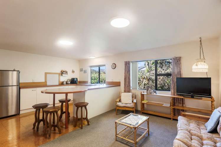 17 Charnwood Grove Waikanae_9