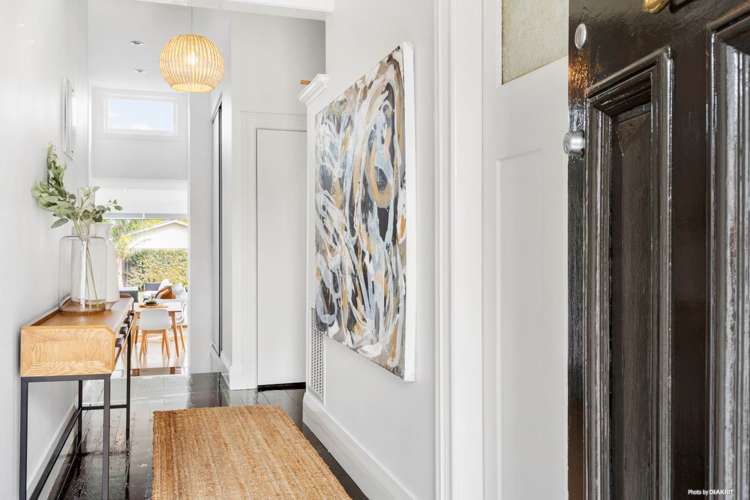 27 Rocklands Avenue Mount Eden_23