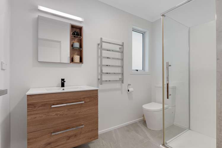 55 Kingswood Road Brookfield_22