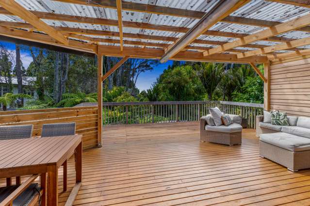 27 Awhiorangi Promenade Swanson_1
