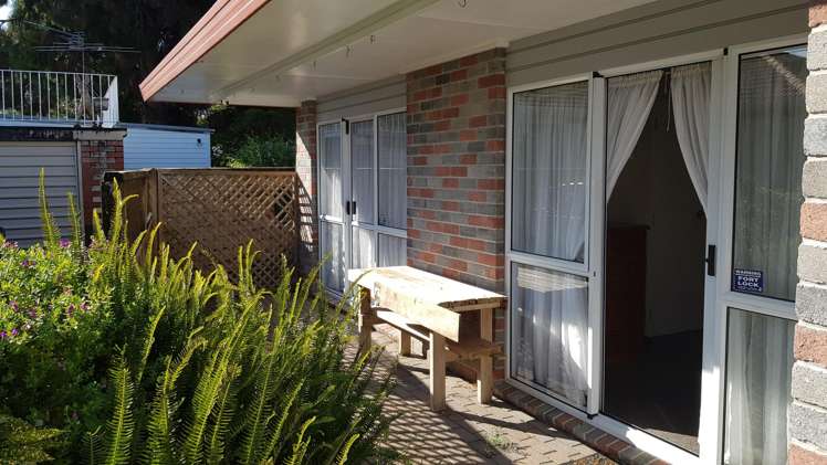 2/13 Bunnythorpe Road Papakura_11