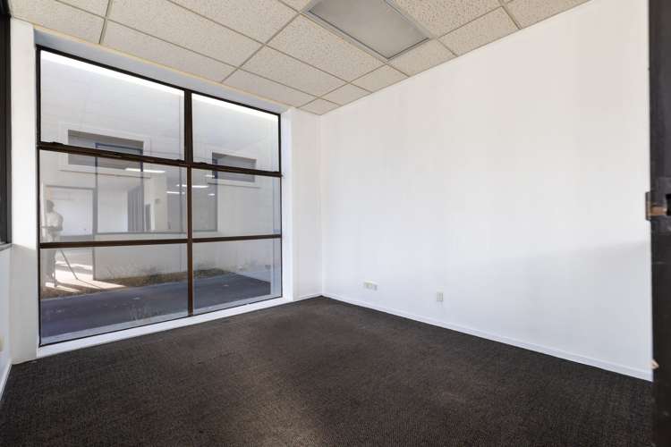 653 Main Street Palmerston North_9