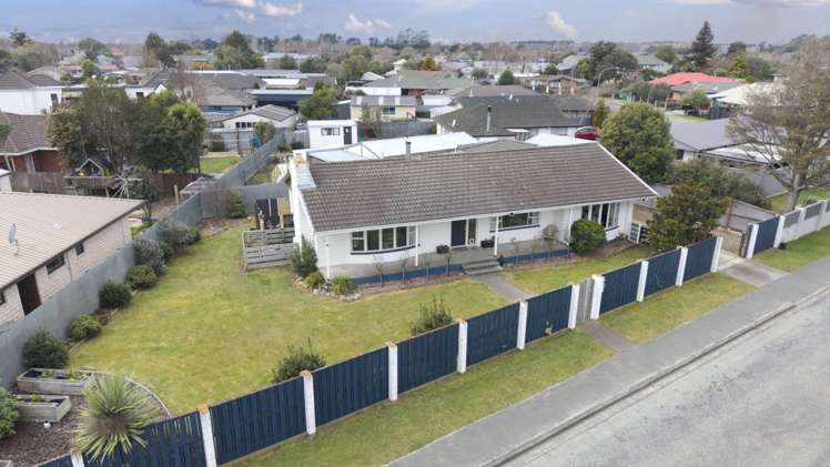 8 Gibbs Drive Woodend_29