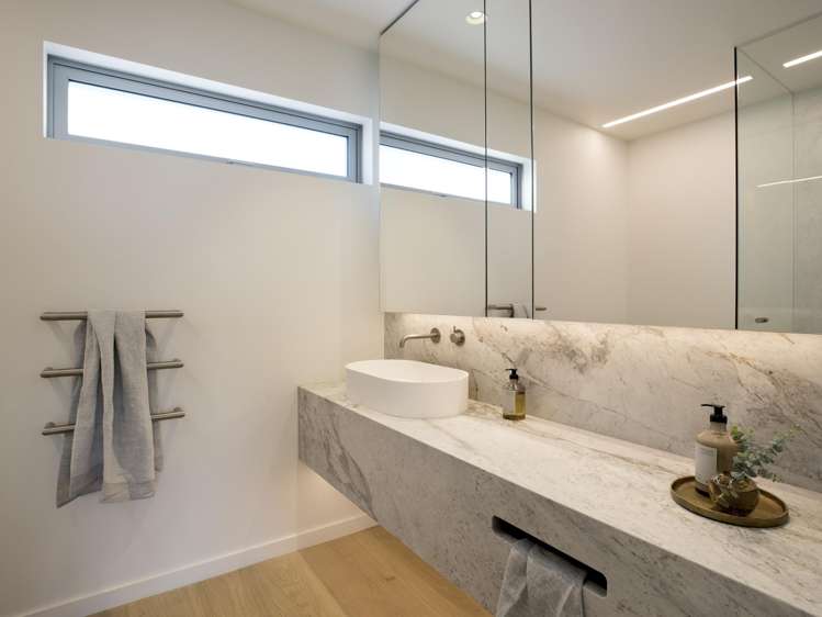 7 Surf Road Mt Maunganui_21