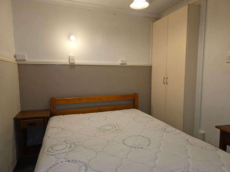 49A Heriot Row North Dunedin_14