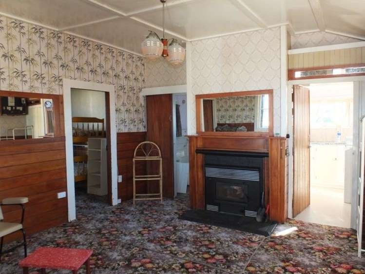 3 Perreau Avenue Foxton Beach_21