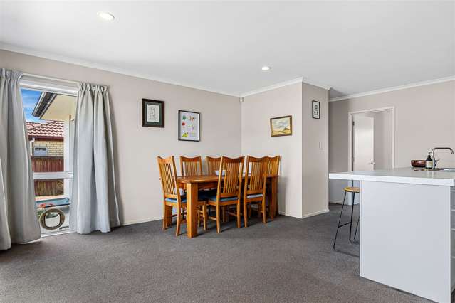 24 Farnborough Street Aranui_4