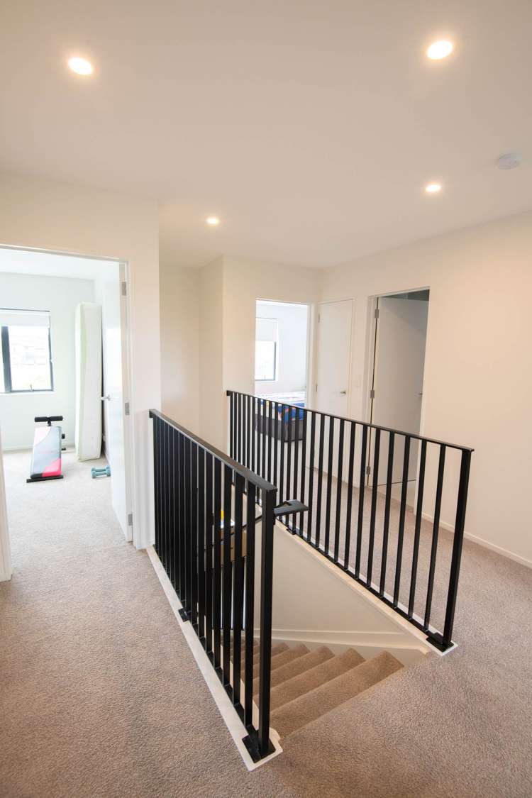 56 Whimbrel Road Flat Bush_24