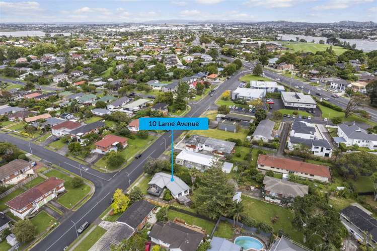 10 Larne Avenue Pakuranga Heights_18