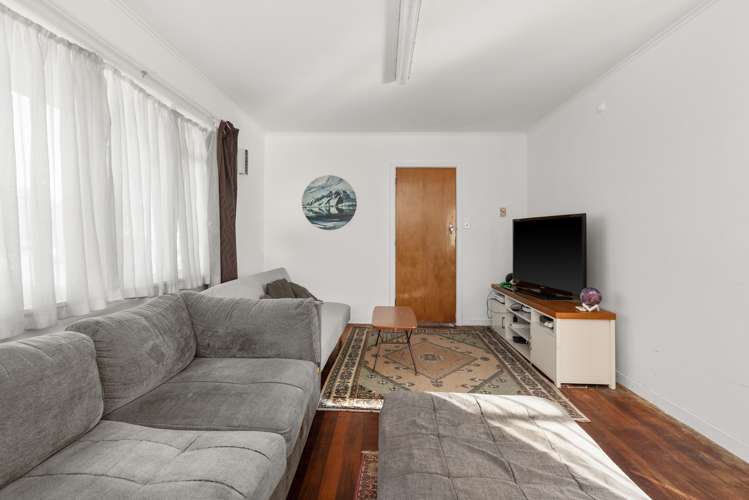 11 Morris Spence Avenue Onekawa_3