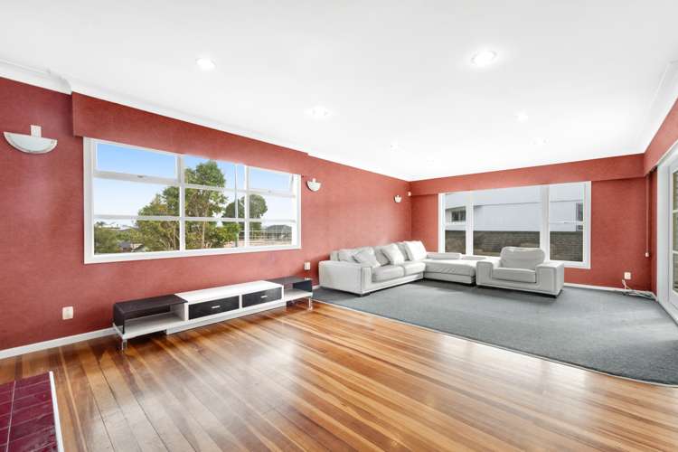 53 Bradbury Road Botany Downs_2