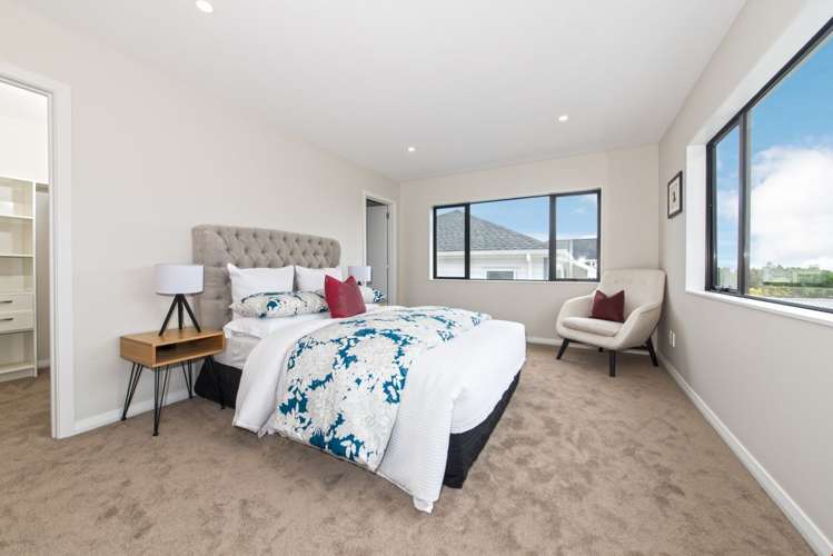 8 Dalwhinnie Parade Highland Park_13