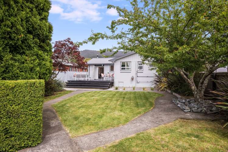 6 Paton Street Maymorn_15