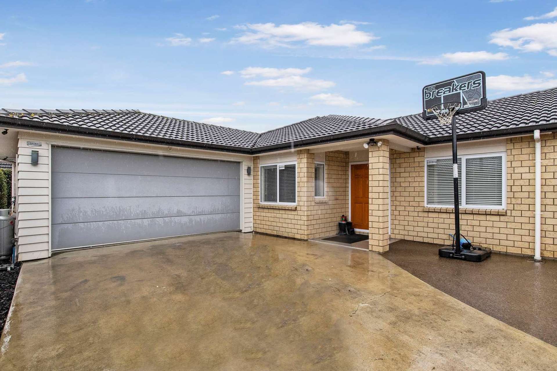 16b Anderson Avenue Point England_0