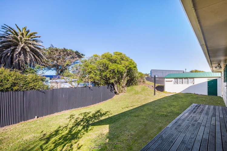 16b Karaka Street Otaki Beach_24