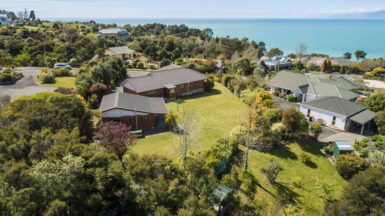 10 Van Beek Place Ruby Bay_12