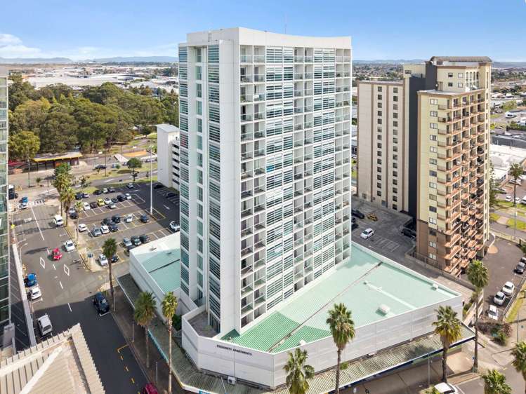 1605/17 Amersham Way Manukau_16