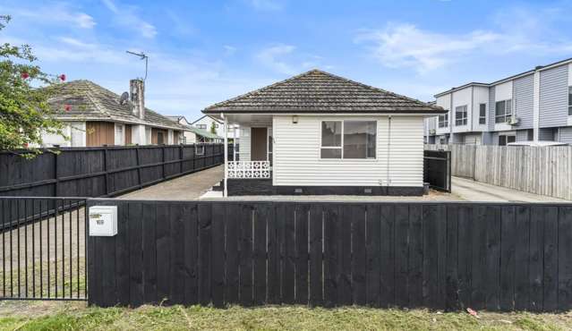 169 Russell Road Manurewa_1