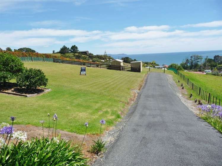 4 Ocean View Road Cable Bay_2