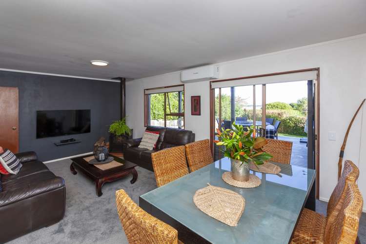 30a Kakariki Grove Waikanae_13