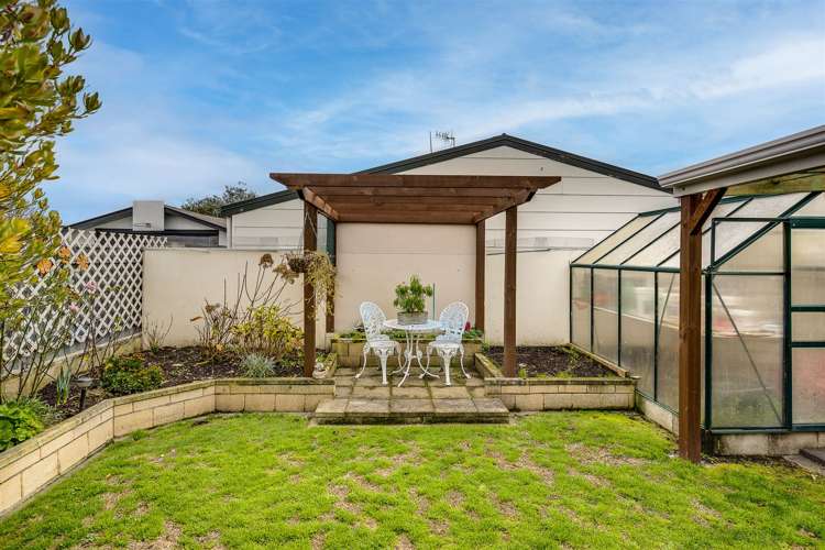 231 Kennedy Road Onekawa_16