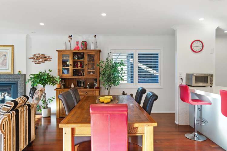 26e Wylie Street Glenholme_7